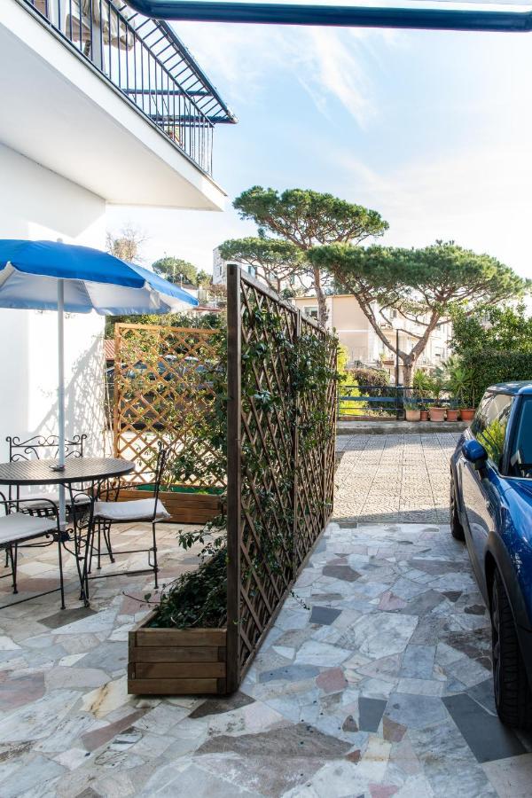 La Casetta Di Posillipo Наполи Екстериор снимка