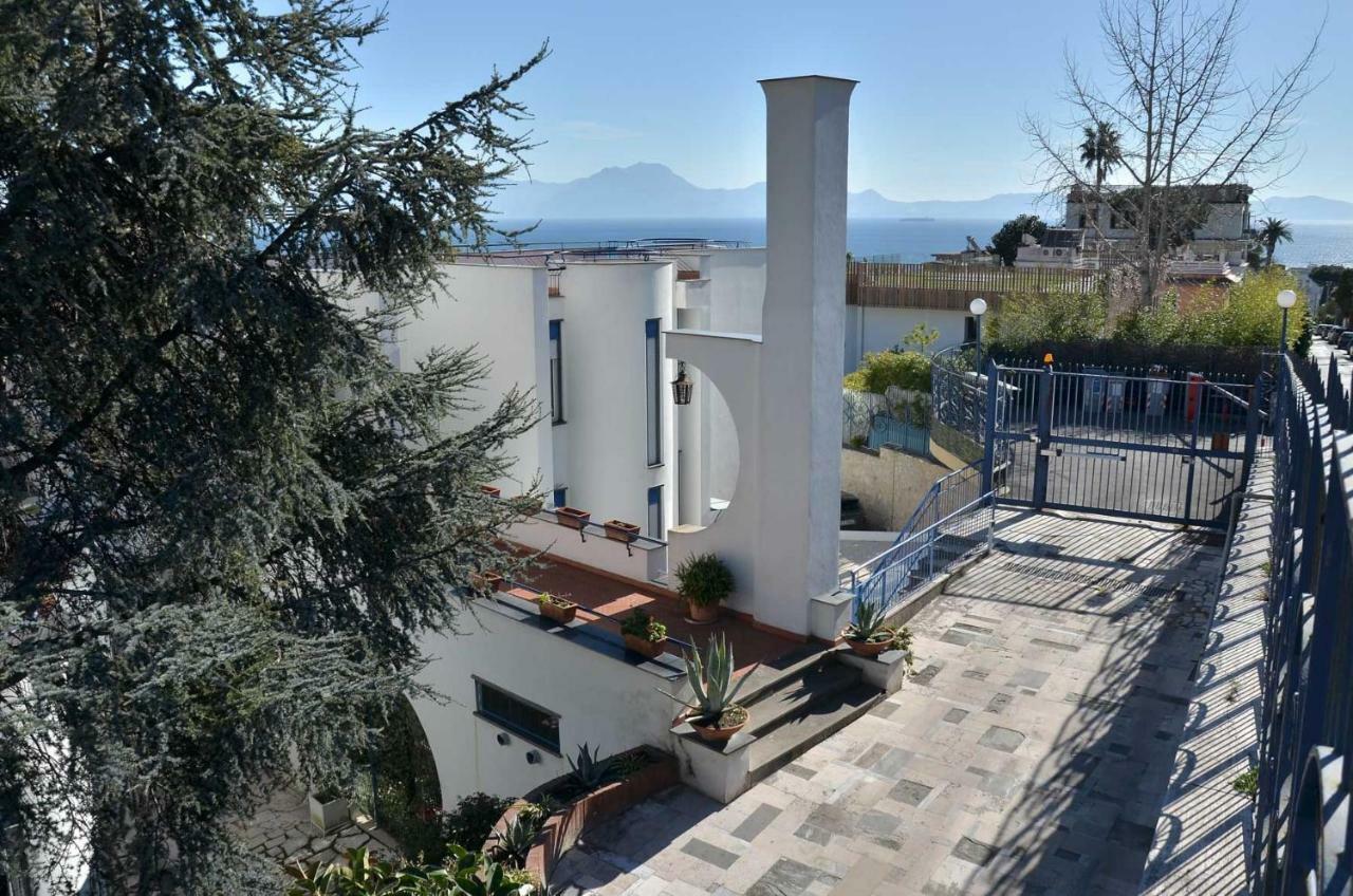 La Casetta Di Posillipo Наполи Екстериор снимка